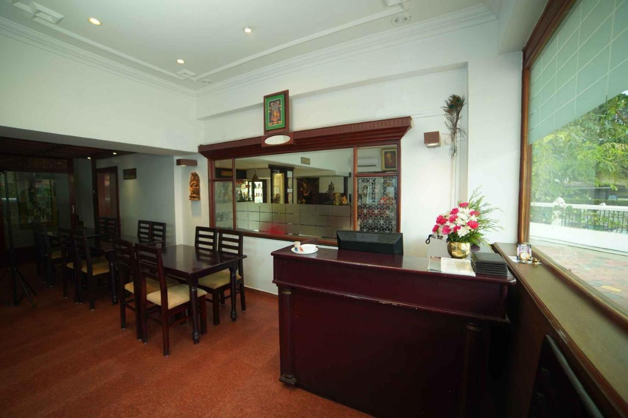 The Vyshakh Hotel Guruvāyūr Exterior foto